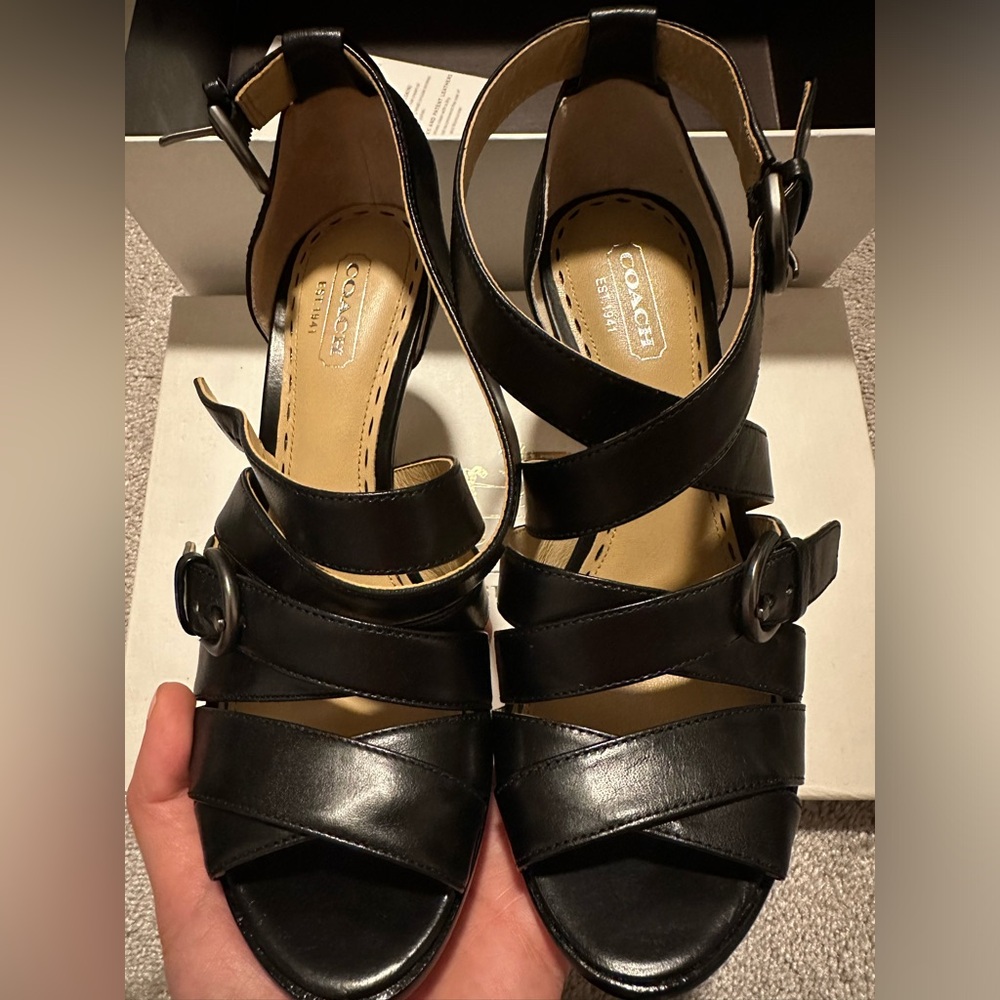 New Coach Fawn Vachetta Heel sandals size 5.5